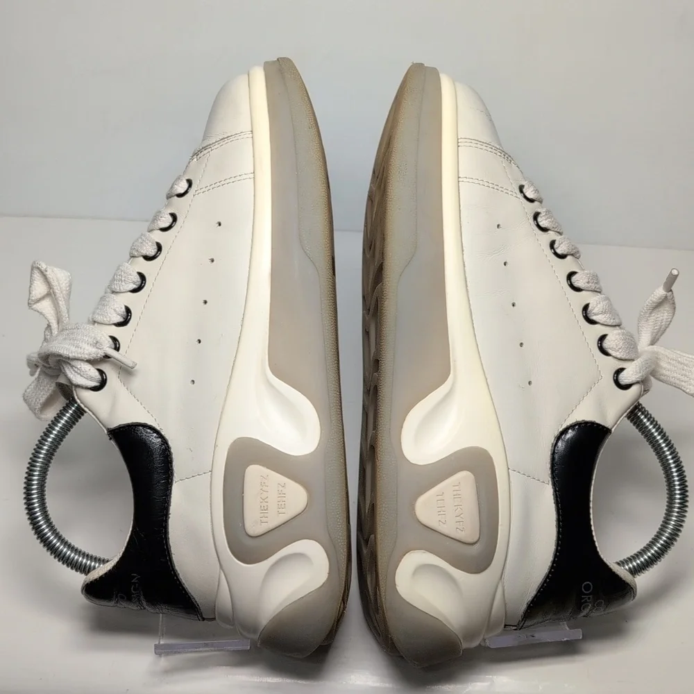Coco Choo Original Design by EM Black And White chunky Sneakers womans size 7